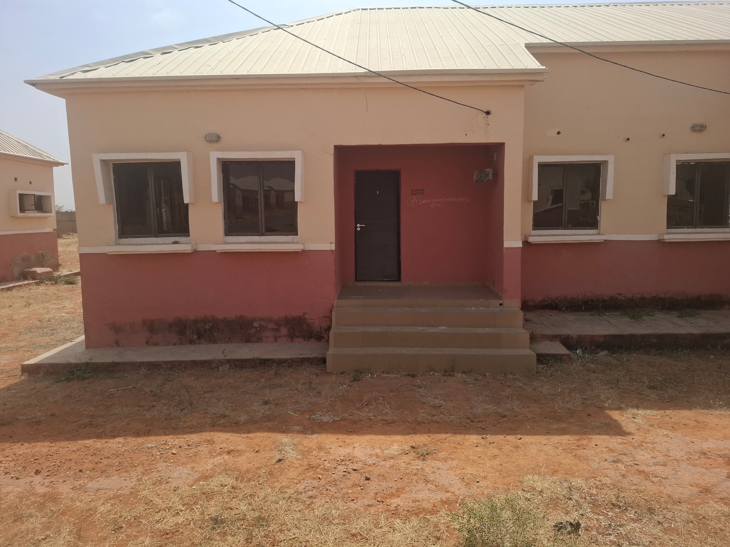 Two bedroom property for sale around new yar kutungu, Katsina 